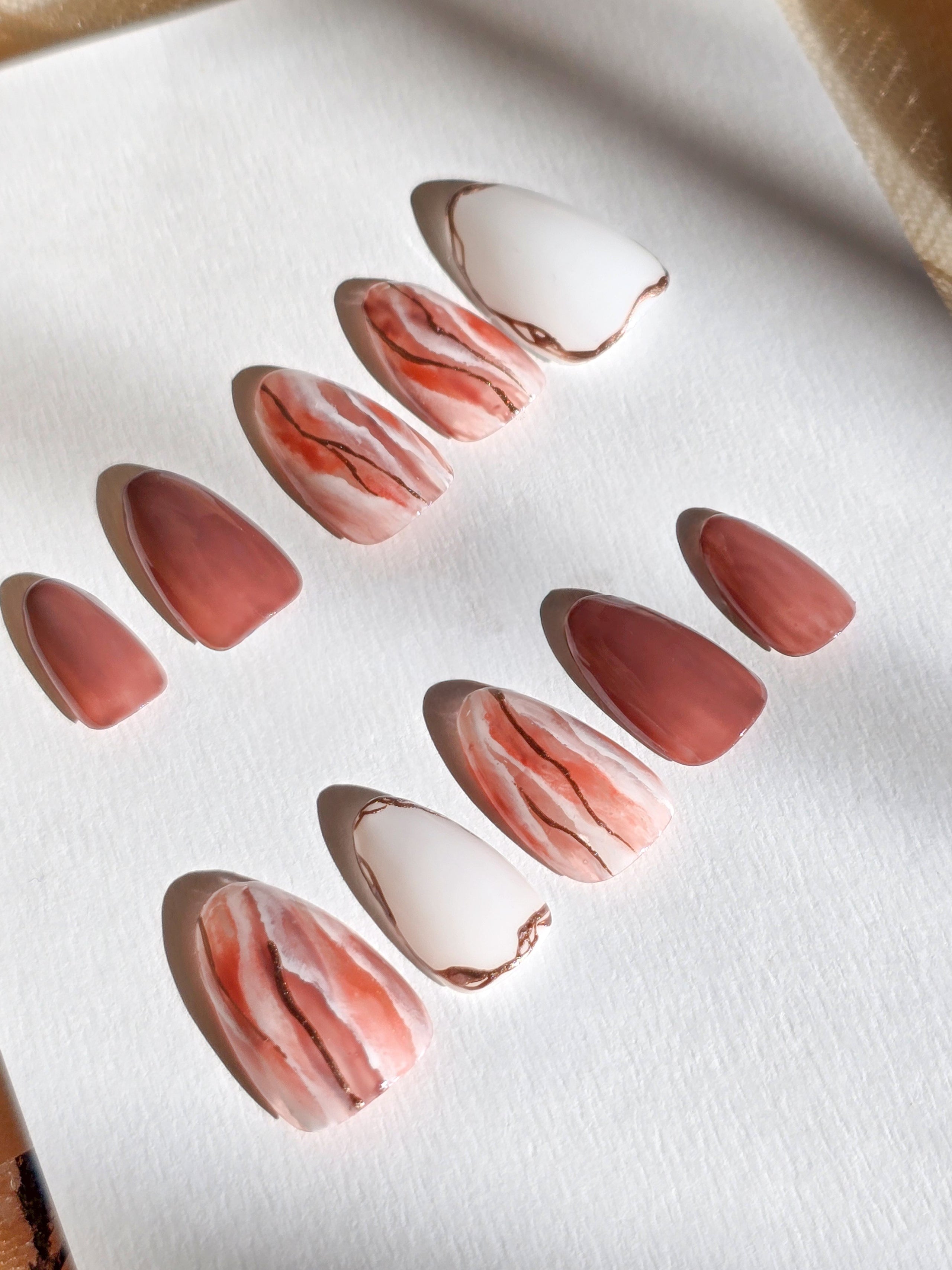 Spitze Nagelform Kurz